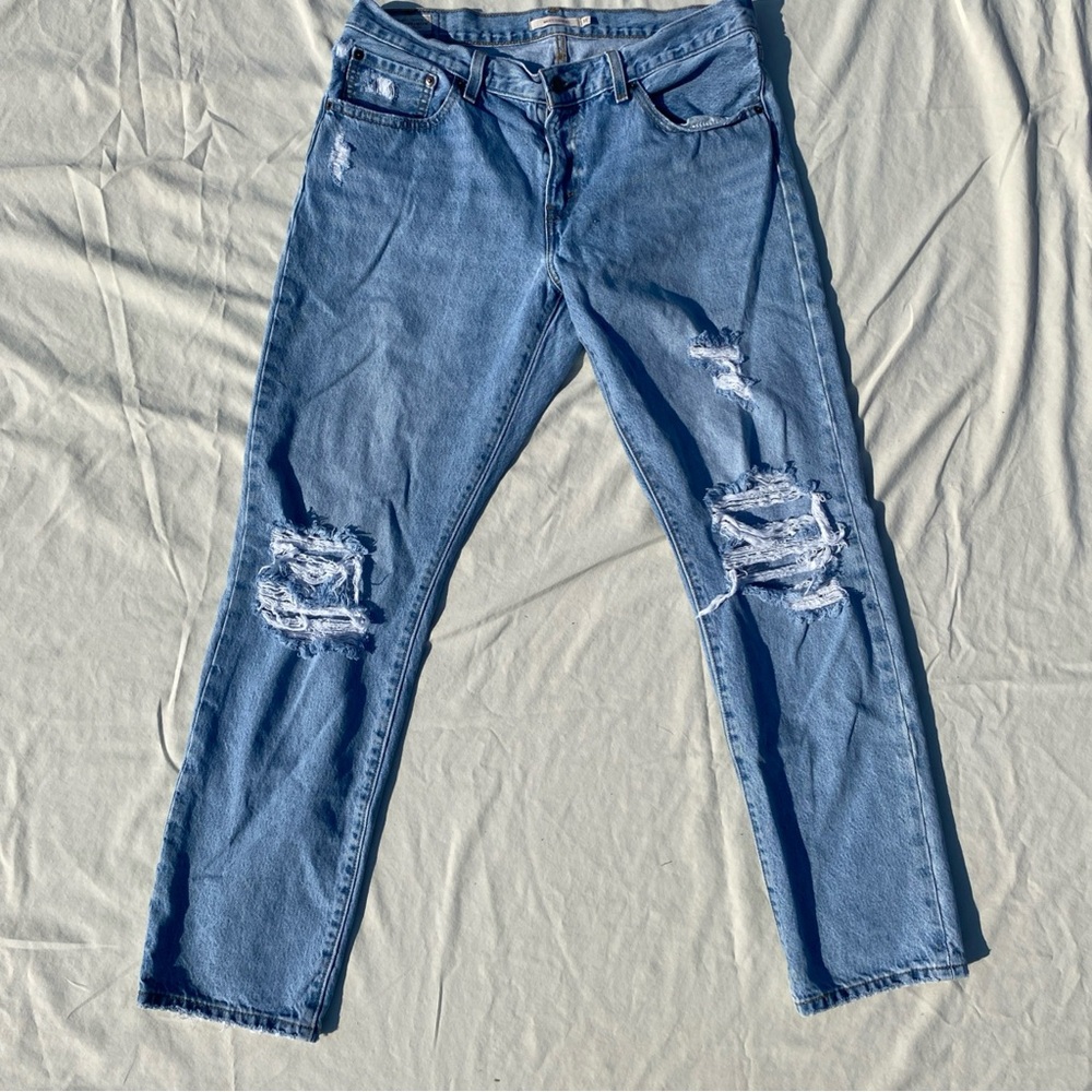 Levi’s Women’s Distressed Boyfriend Jeans 100% Cotton size 31x31